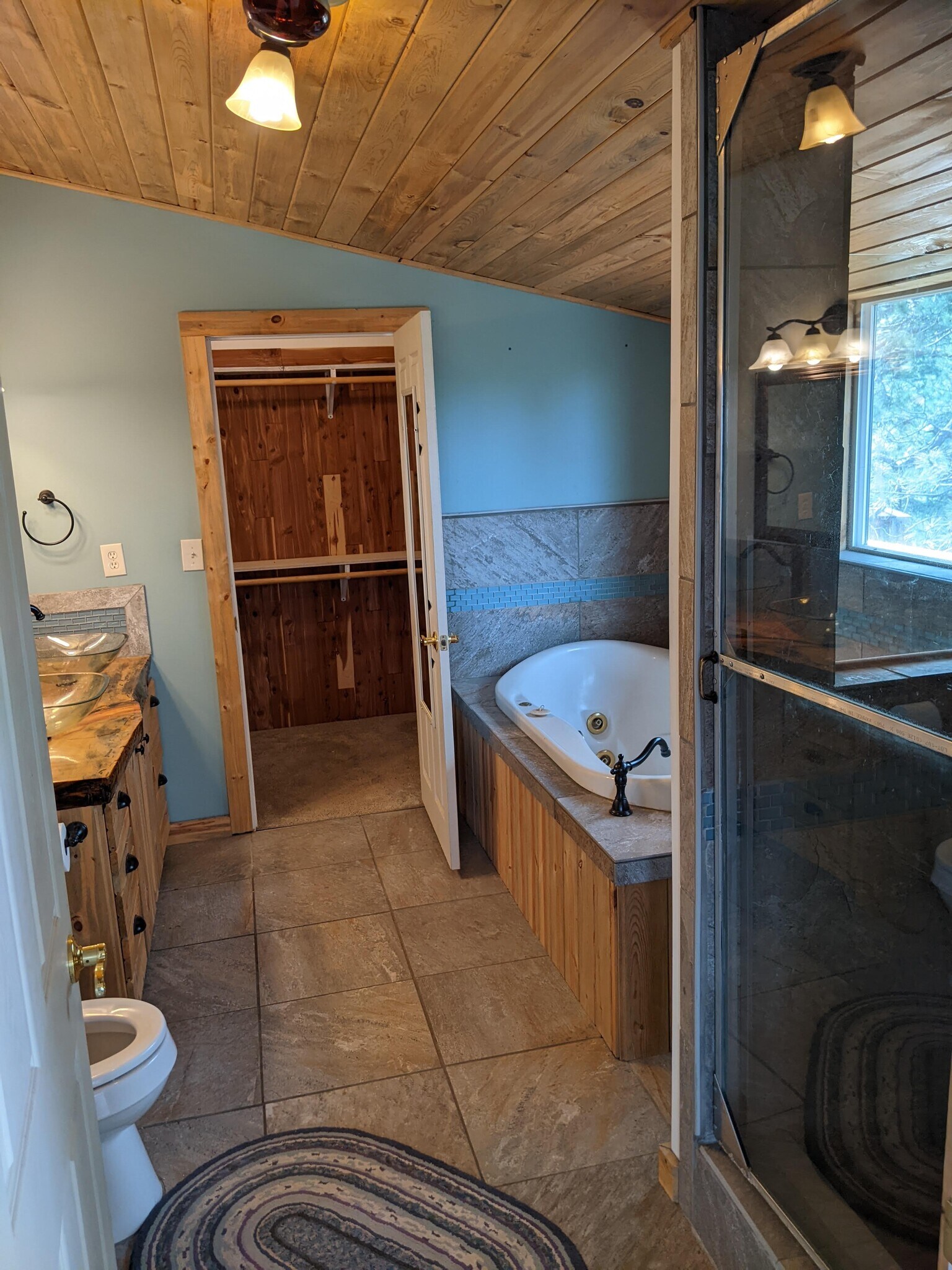 Building Photo - 22517 Shawnee Rd