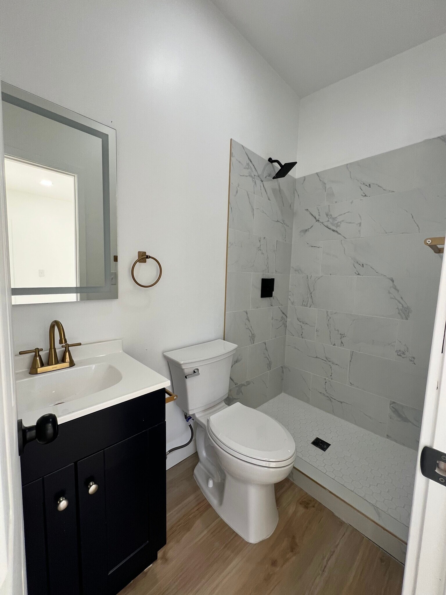 Building Photo - 8771 Oakwood St