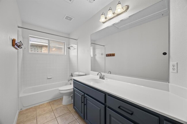 Building Photo - 3103 Cashell Wood Dr