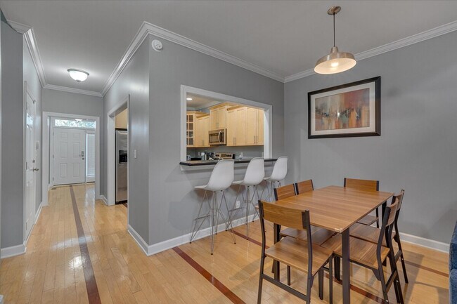 Building Photo - 942 Westland Ridge Rd