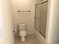 Building Photo - 3 Bedroom townhome