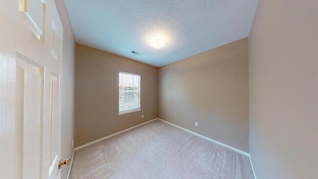 Building Photo - 1410 Chesterpoint Dr