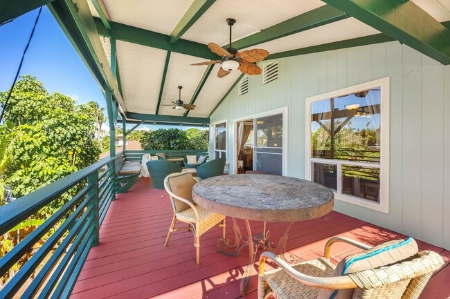 Building Photo - 59-018 Holawa St