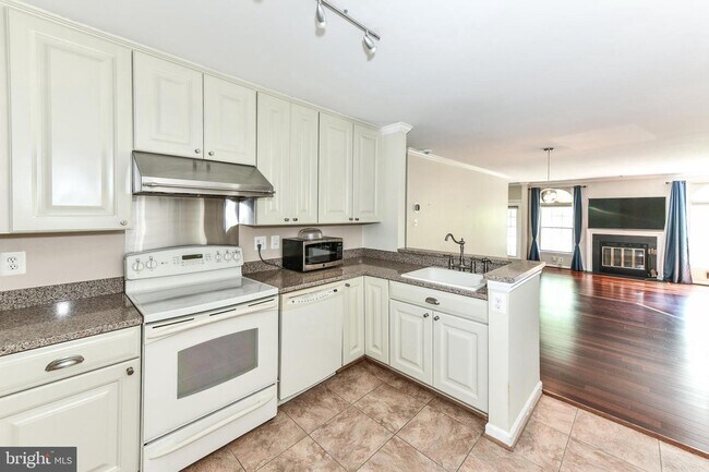 Building Photo - 2954 Yarling Ct