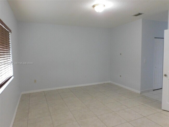Building Photo - 15002 SW 161st Pl