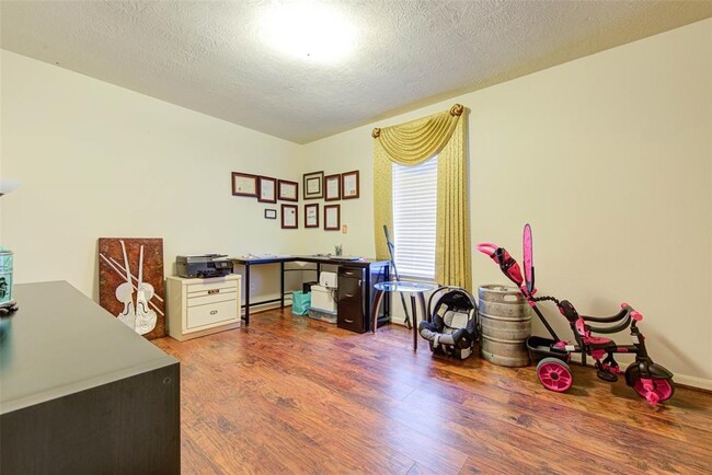Building Photo - 14219 Beech Meadow Dr