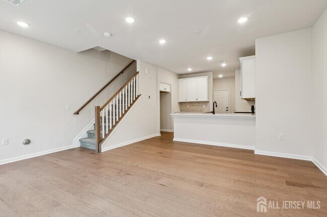 Building Photo - 214 Jessie Pl