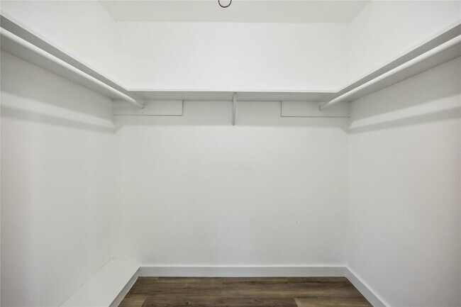 Building Photo - 12418 A Bar Dr