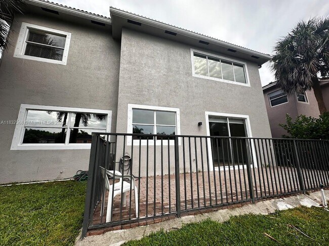 Building Photo - 140 NW 117th Terrace