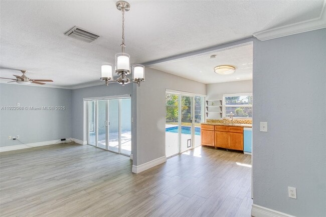 Building Photo - 6510 NW 21st St