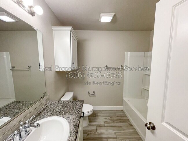 Building Photo - 7347 99th St
