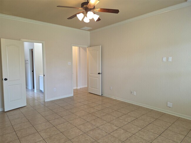 Building Photo - 4411 Wellington Grove Ln