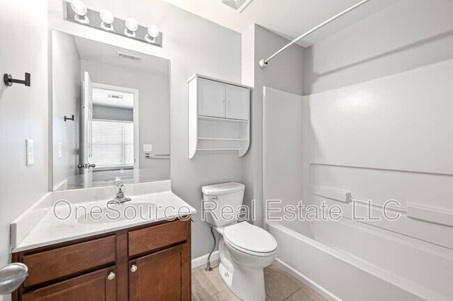 Building Photo - 1653 Liberty Pky NW