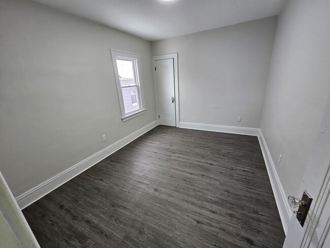 Building Photo - 9614 McCracken Rd