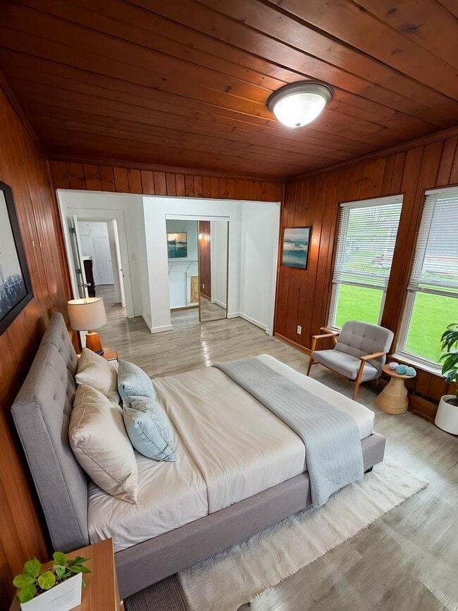 Building Photo - 120 Peale St