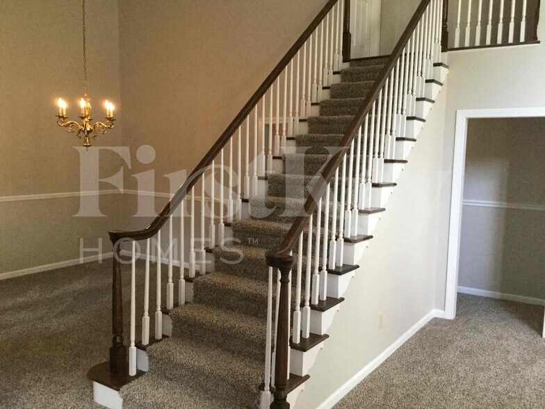 Building Photo - 3277 Embry Downs Ct