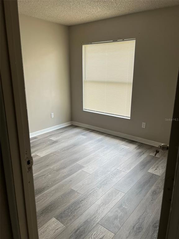 Building Photo - 319 Eaton St