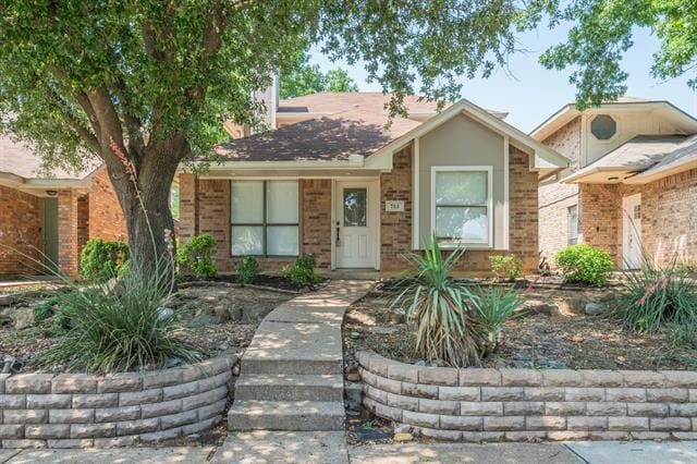 Building Photo - 753 Burr Oak Dr