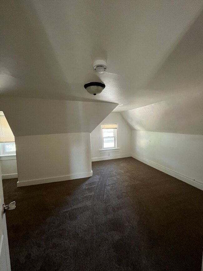 Building Photo - Modern 3BR/2BA Two-Level Unit in the Heart of the Lower East Side - FREE MOVING SERVICES WITH A S...