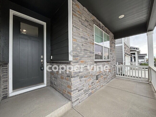 Building Photo - 429 Bluebird Rd