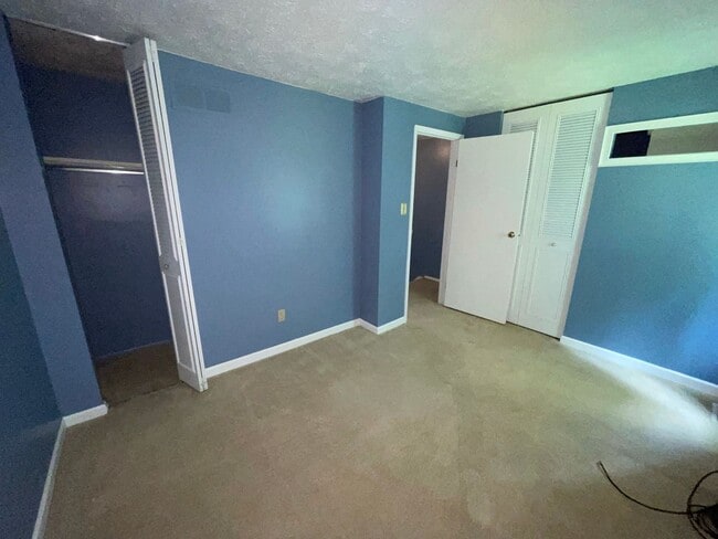 Building Photo - 604 Arkwood Dr