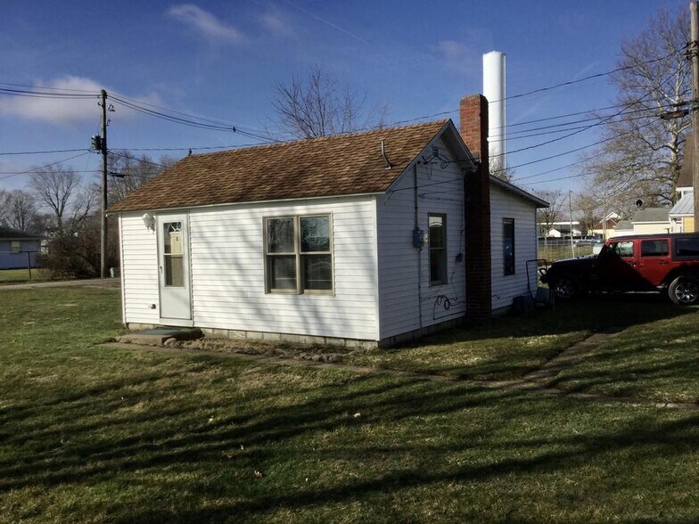 Building Photo - 103 Eads St