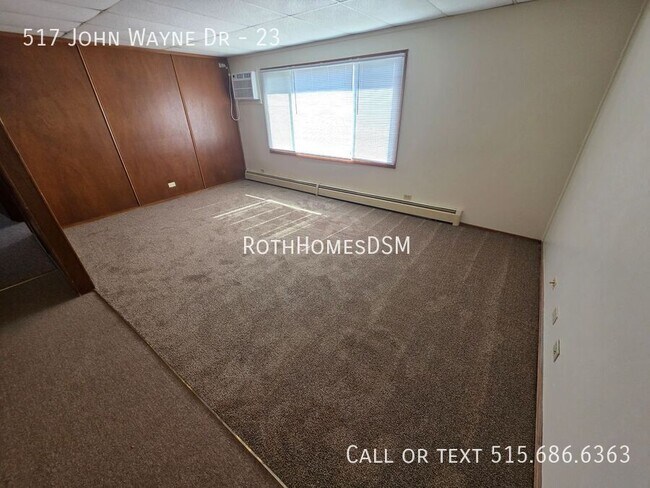 Building Photo - 517 S John Wayne Dr