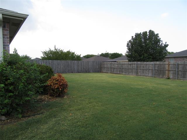 Building Photo - 319 Lake Wichita Dr