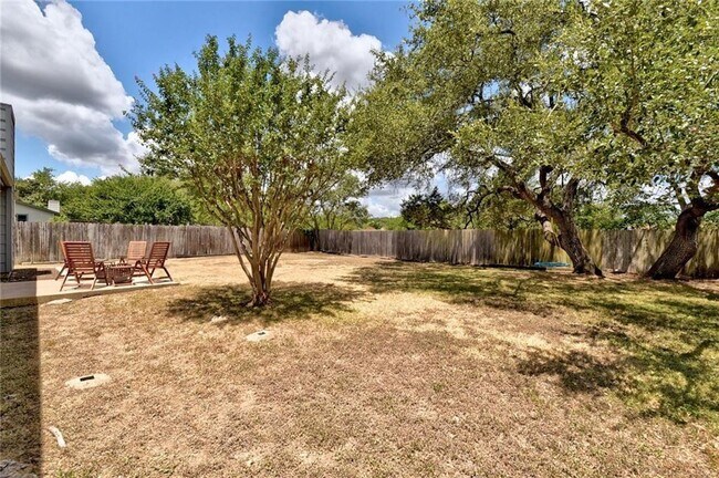 Building Photo - 8308 Roan Ln