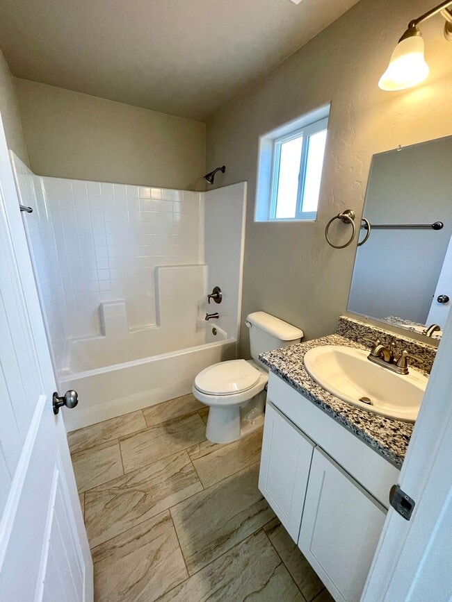 Building Photo - Cute home built in 2023 with garage and la...