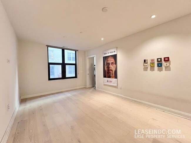 Building Photo - 1427 Rhode Island Ave NW