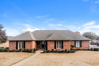 Building Photo - 6404 Evergreen Dr
