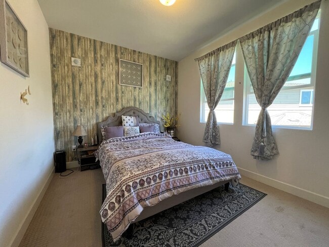 Building Photo - Beautiful 2 story home located in gated community of Wallis Ranch Dublin