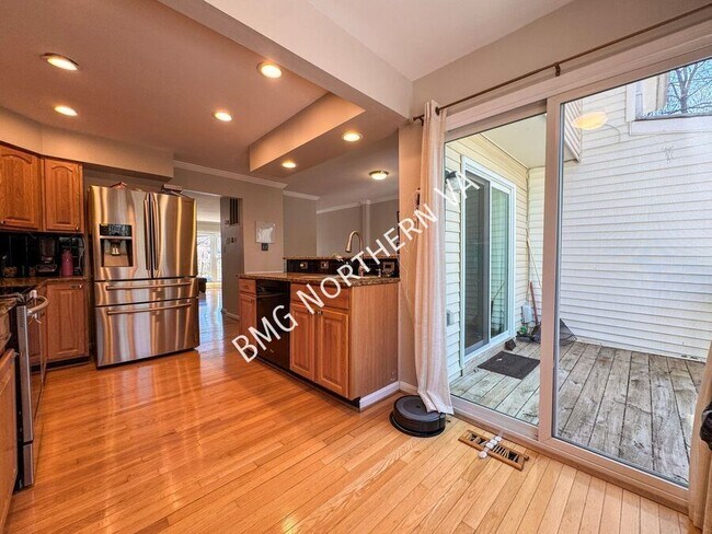 Building Photo - 6038 Rockton Ct