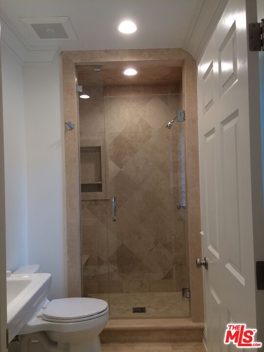 Building Photo - 1170 Angelo Dr