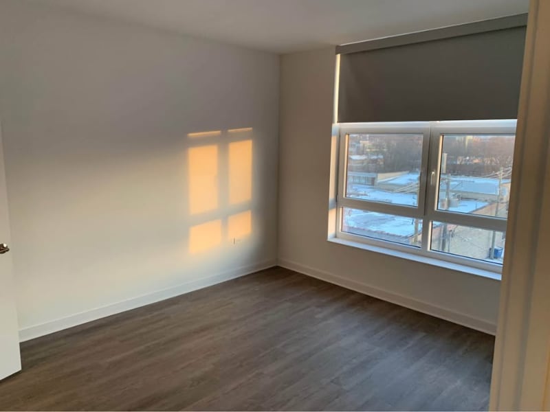 Building Photo - 4743 N Wolcott Ave