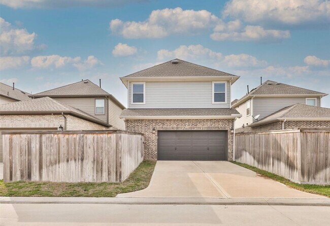 Building Photo - 2206 Bridgeport Path Dr