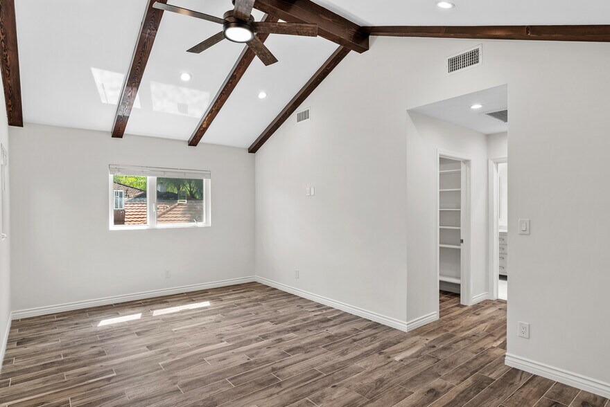 Primary Bedroom - 4242 Van Nuys Blvd