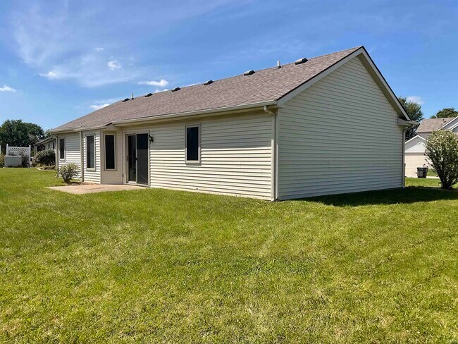 Building Photo - 2607 Sassafras Cove