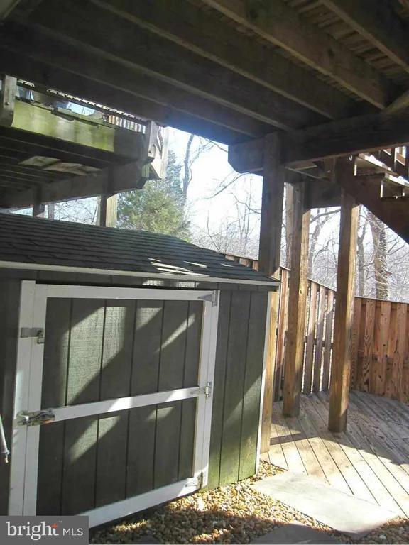 Building Photo - 6953 Compton Ln