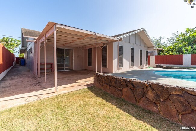 Building Photo - SF 4BR/2BA/2car garage home w/inground swimming pool in Ewa Beach