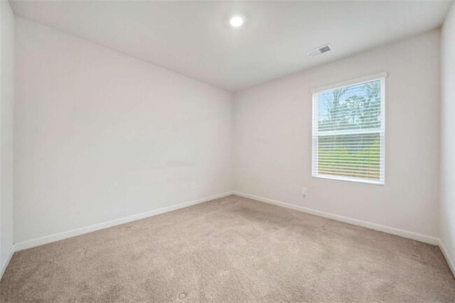 Building Photo - 826 Bentley Dr