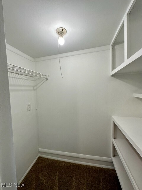 Building Photo - 422 W Smith Rd