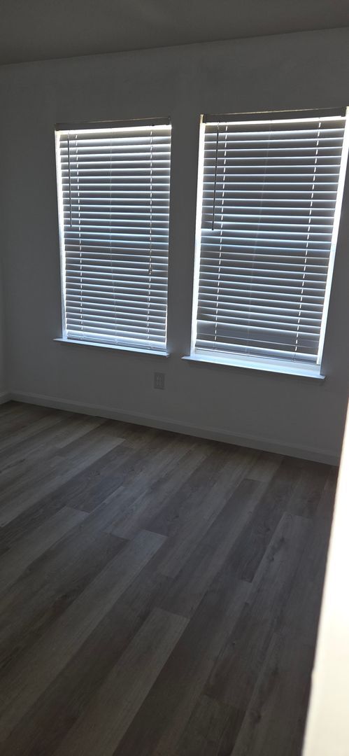 Building Photo - 6009 Graphite Dr