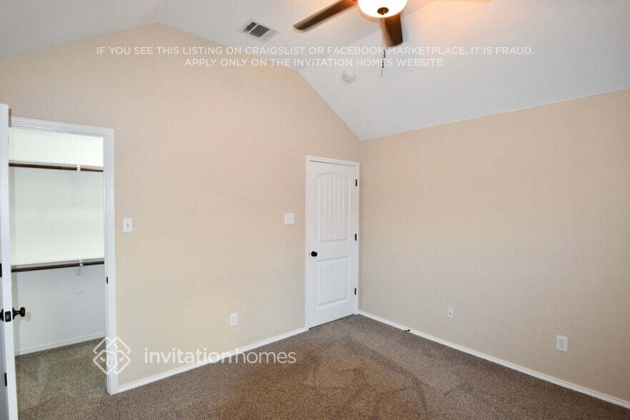 Building Photo - 2029 Bay Laurel Dr