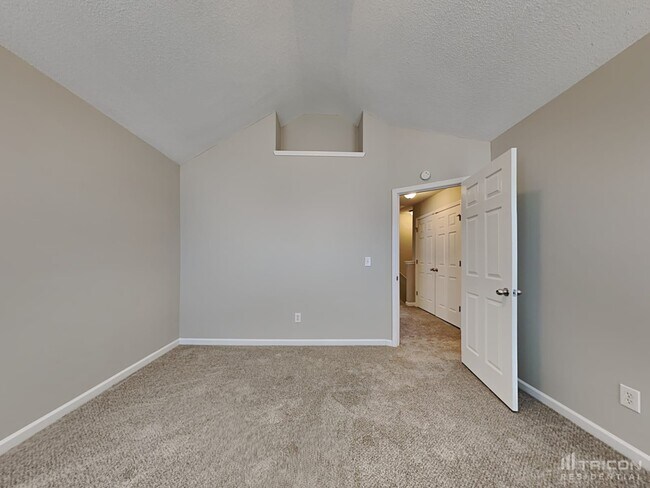 Building Photo - 4811 Heather Mill Trace