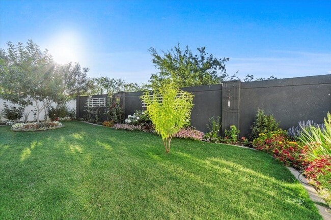 Building Photo - 1572 Kelson Pl