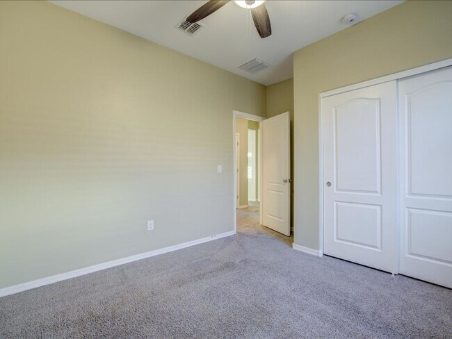 Building Photo - 3-Bedroom, 2-Bathroom in Marana AZ!