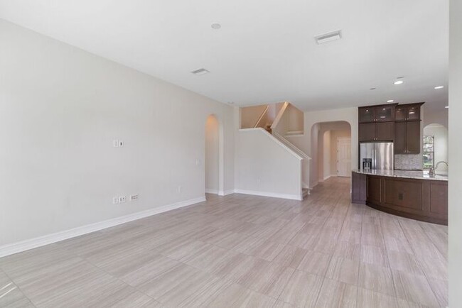 Building Photo - Estancia 4 Bed / 2.5 House Home for Lease!