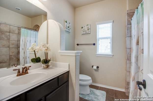Building Photo - 1323 Kingbird Ct
